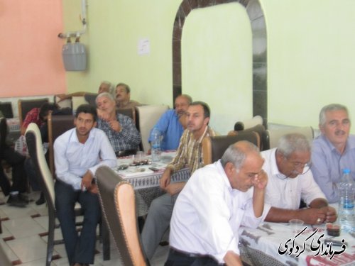 تجلیل از 75 خانواده شهید وایثارگر شبکه بهداشت ودرمان شهرستان /تصویری