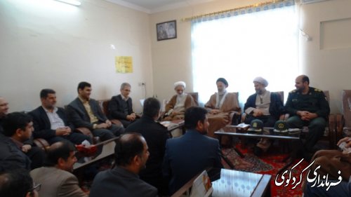 دیدار اعضای ستاد دهه فجر شهرستان با امام جمعه کردکوی