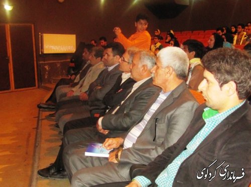 برگزاری شب شعر ویژه ایام الله دهه فجر با حضور فرماندار