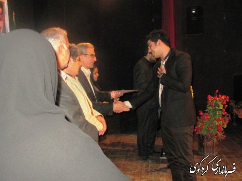 برگزاری شب شعر ویژه ایام الله دهه فجر با حضور فرماندار