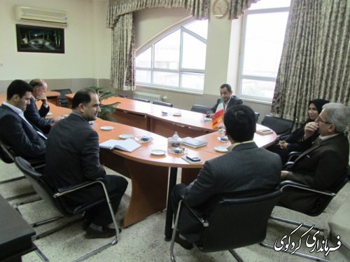نشست صمیمی فرماندار با رئیس و معاونین آموزش و پرورش کردکوی