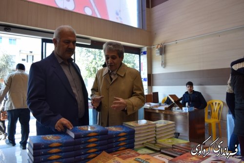افتتاح نمایشگاه کتاب با حضور معاون فرماندار