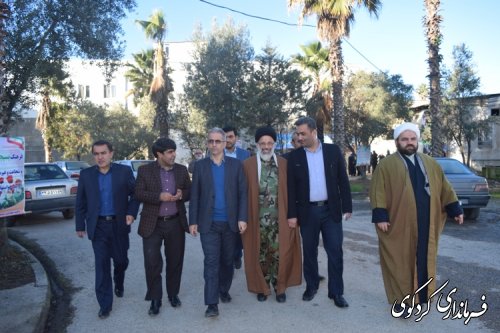 با حضور فرماندار صبحگاه مشترک رزمایش فجر انقلاب در کردکوی برگزار گردید
