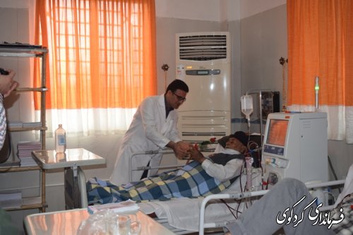 عیادت  معاون فرماندار کردکوی از بیماران دیالیزی شهرستان کردکوی