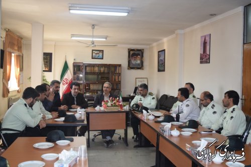 برگزاری نشست مشترک کارکنان  نیروی انتظامی با فرماندار کردکوی