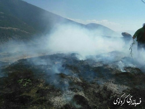 وقوع آتش‌سوزی در منطقه «جهان‌نما» کردکوی/ 8 هکتار مرتع طعمه حریق شد.