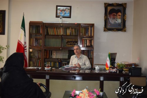 دیدارچندتن از شهروندان شهرستان کردکوی  با جمالی فرماندار کردکوی 