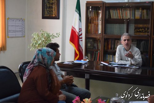 دیدارچندتن از شهروندان شهرستان کردکوی  با جمالی فرماندار کردکوی 