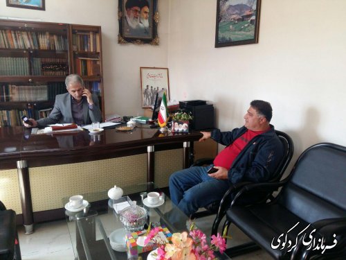 تعدادی از شهروندان با حضور در محل کار جمالی فرماندار کردکوی با وی دیدارکردند