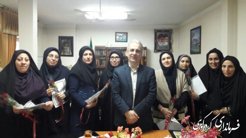 جمالی فرماندار کردکوی از بانوان همکار در فرمانداری و بخشداری تجلیل کرد