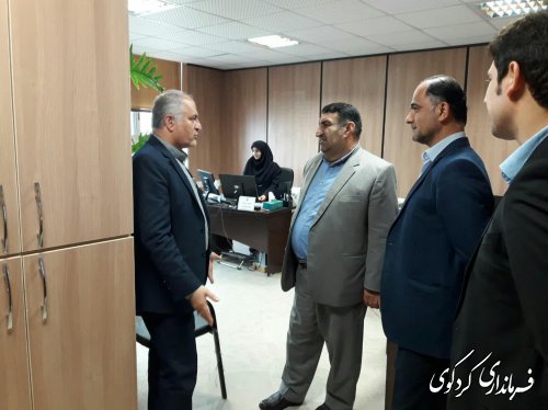 بازدید سرزده ابراهیم قدمنان فرماندار کردکوی از اداره امور مالیاتی شهرستان  و گفتگو  با کارکنان  و مدیر پرتلاش این اداره .