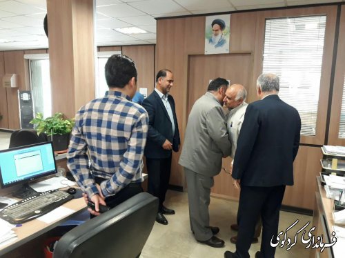 بازدید سرزده ابراهیم قدمنان فرماندار کردکوی از اداره امور مالیاتی شهرستان  و گفتگو  با کارکنان  و مدیر پرتلاش این اداره .