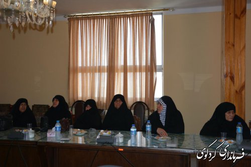 بخش مهمی از دستاوردهای نظام اسلامی مرهون حضور زنان در جامعه است.