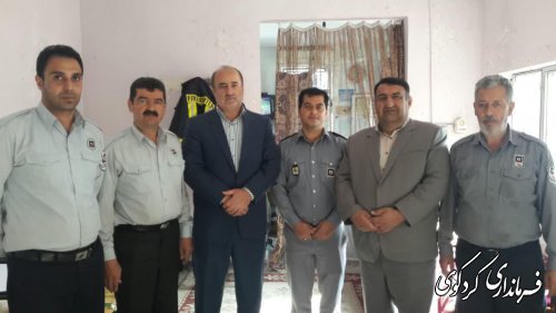  با حضور در شهرداری و اتش نشانی کردکوی با کارکنان دیدار کرد.