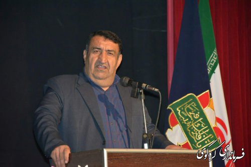 آیین اختتامیه ی جشنواره شعر دفاع مقدس استان گلستان در کردکوی به کار خود پایان داد