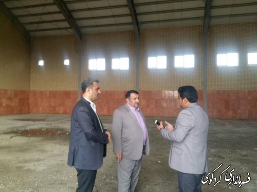 بازدید قدمنان فرماندار کردکوی از سالن ورزشی روستای سالیکنده.