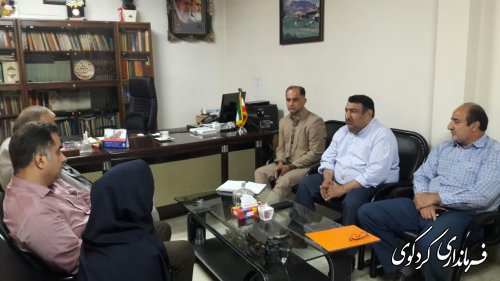 دیدار فرماندار کردکوی با تعدادی از شهروندان در روز ملاقات عمومی