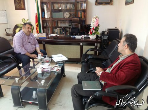 دیدار فرماندار کردکوی با تعدادی از شهروندان در روز ملاقات عمومی