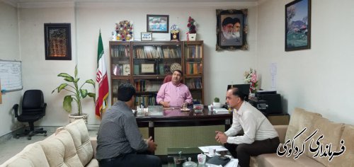 تعداد از شهروندان شریف شهرستان با ابراهیم قدمنان فرماندار کردکوی دیدار و گفتگو کردند .