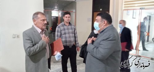 از کارمندان بازنشسته فرمانداری و بخشداری مرکزی کردکوی تجلیل کرد.