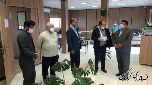 ابراهیم قدمنان فرماندار شهرستان مقارن ظهر امروز  بصورت سر زده از اداره امور مالیاتی شهرستان بازدید کرد.