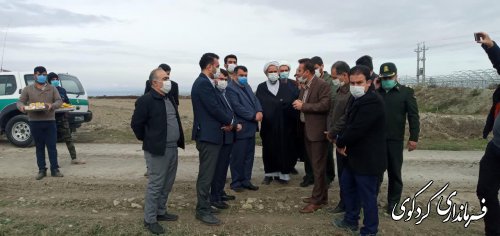 بازدید فرماندارو اعضای شورای تامین به اتفاق امام جمعه کردکوی از زهکشی مزارع چهلدین و گلخانه شهرستان کردکوی