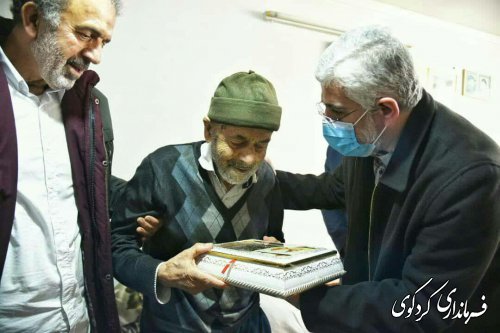 دیدار استاندار گلستان با پدر شهیدان ساورسفلی