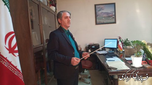 وصیت نامه سردار سلیمانی از سوی بسیج دانش آموزان تحویل فرماندار کردکوی شد