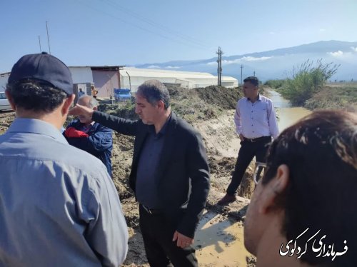 با حضور مدیران کل "" آب و خاک"" و "" شهرک کلخانه ای"" استان  از خسارات سیل اخیر بازدید به عمل آمد.