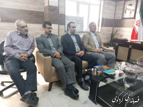 دیدار فرماندار با رئیس مرکز تحقیقات و آموزش کشاورزی و منابع طبیعی استان گلستان