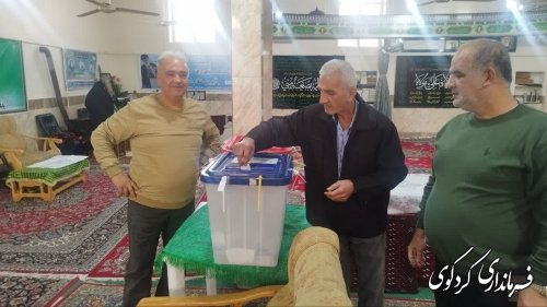 گزارش تصویری // حضور پرشور کردکویی ها در پای صندوق اخذ رای