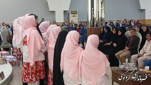 مراسم تجلیل از دختران شایسته علمی و تربیتی شهرستان کردکوی